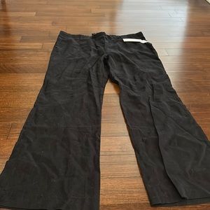 NWT Black elastic waist maternity pants. Super comfy. Size L